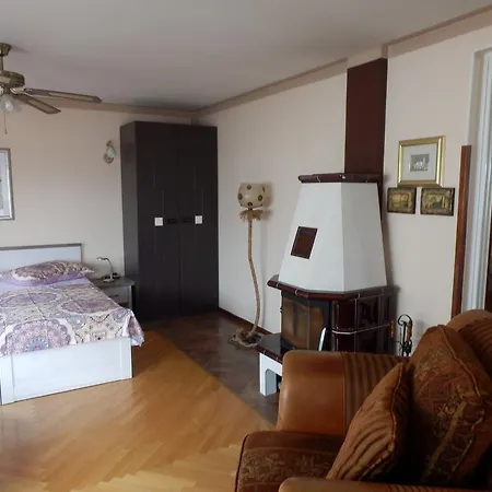 Vera Appartement *