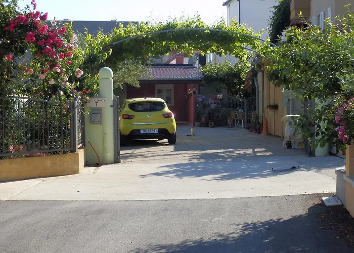 Διαμέρισμα Vera *